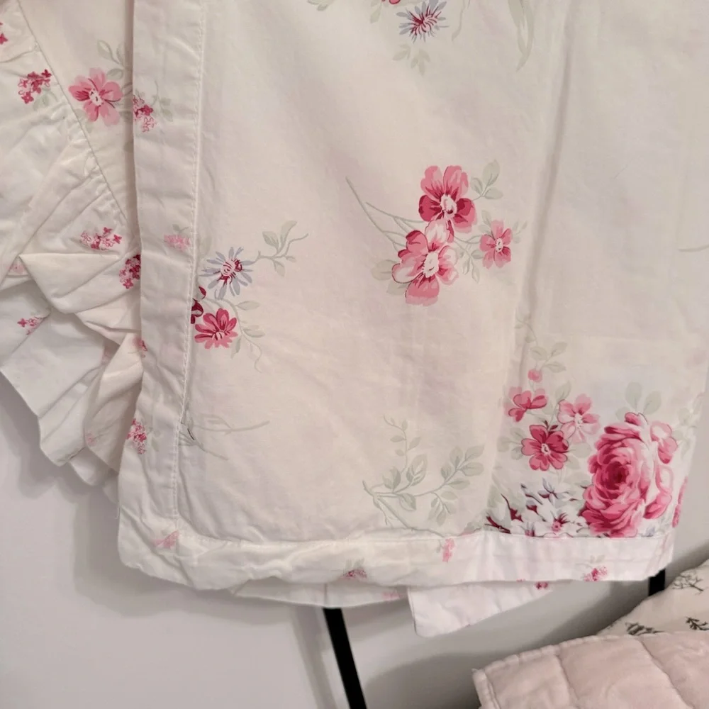 Rachel Ashwell Simply Shabby Chic  Rose White 2 Shame  100% Cotton
